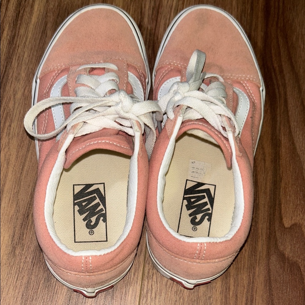 Vans Women's Coral Sneakers - Picture 5 of 5